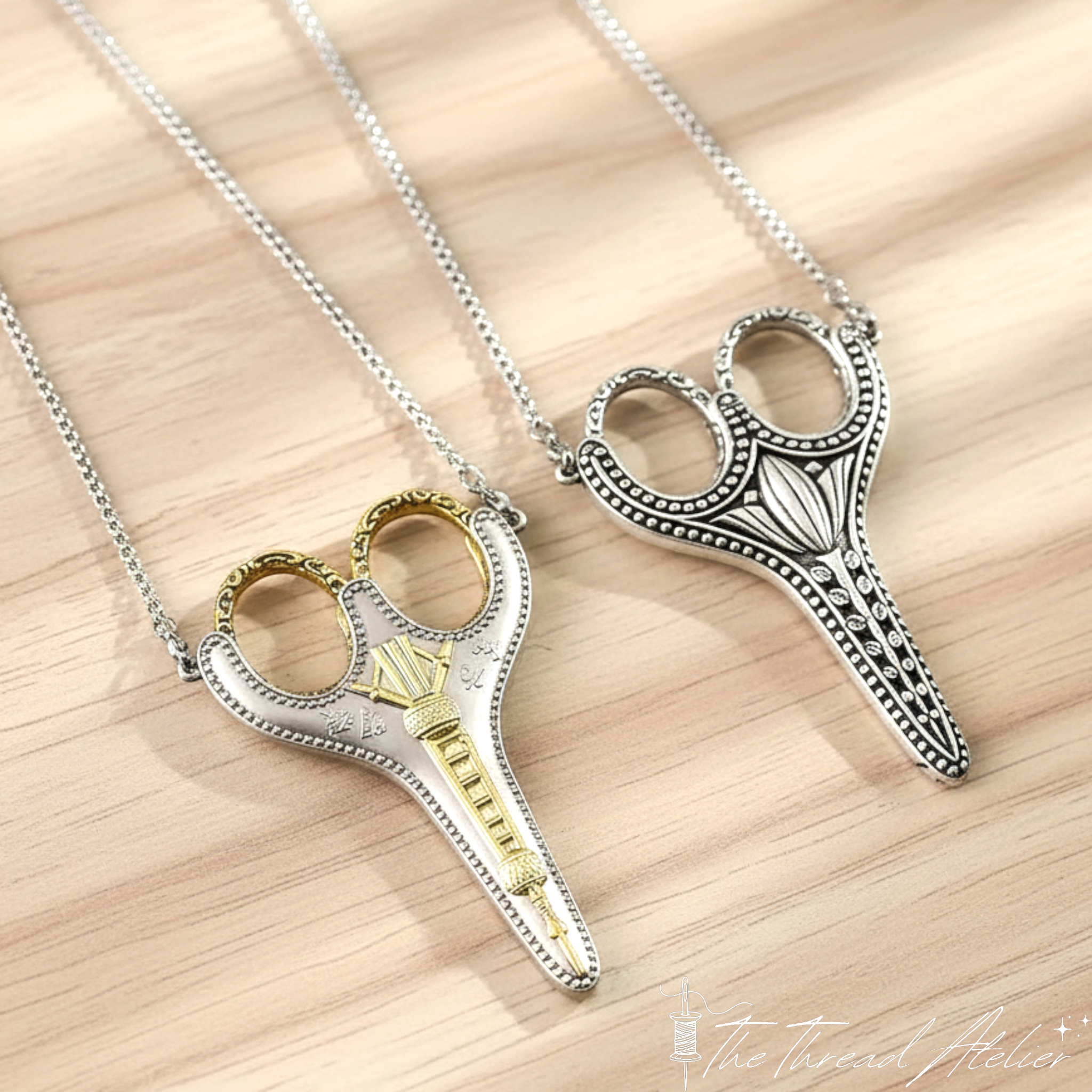 Retro thread snips used for embroidery and needlework